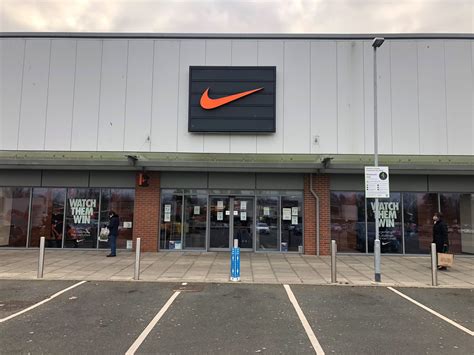 boekentas middelbaar nike|Nike Factory Stores.